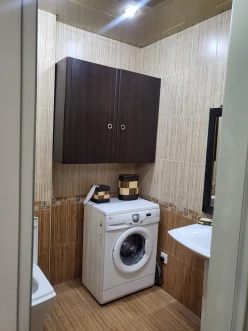 İcarə yeni tikili 4 otaqlı 178 m², Nəsimi-17 İcarə yeni tikili 4 otaqlı 178 m², Nəsimi-17