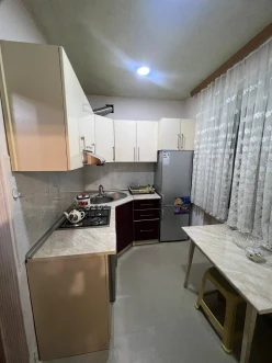 Satılır köhnə tikili 2 otaqlı 36 m², Yasamal r.-4