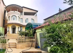Satılır ev/villa 7 otaqlı 400 m², İçəri Şəhər m.