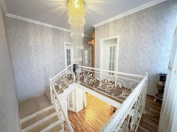Satılır ev/villa 4 otaqlı 300 m²,  Səbail-2