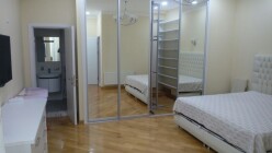 İcarə yeni tikili 3 otaqlı 120 m²,  Yasamal-5