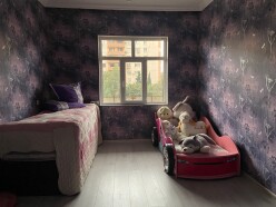 Satılır köhnə tikili 5 otaqlı 120 m²,  Qaraçuxur-2