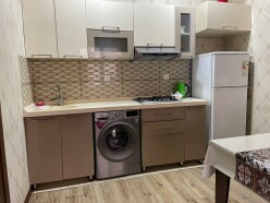İcarə yeni tikili 2 otaqlı 60 m², İnşaatçılar m.-7 İcarə yeni tikili 2 otaqlı 60 m², İnşaatçılar m.-7