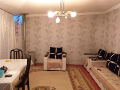 İcarə ev/villa 3 otaqlı 70 m², İnşaatçılar m.-8