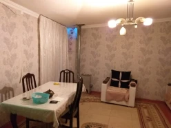 İcarə ev/villa 3 otaqlı 70 m², İnşaatçılar m.-5