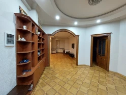 İcarə yeni tikili 3 otaqlı 114 m², Nəriman Nərimanov m.-8