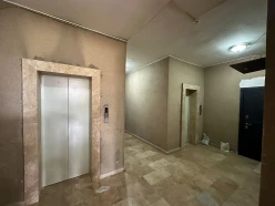 Satılır yeni tikili 3 otaqlı 90 m², İnşaatçılar m.-16