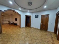 İcarə yeni tikili 3 otaqlı 114 m², Nəriman Nərimanov m.-7