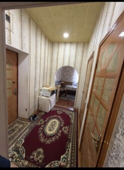 Satılır köhnə tikili 2 otaqlı 75 m²,  Xırdalan