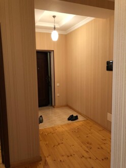 Satılır yeni tikili 2 otaqlı 98 m², İnşaatçılar m.-6 Satılır yeni tikili 2 otaqlı 98 m², İnşaatçılar m.-6