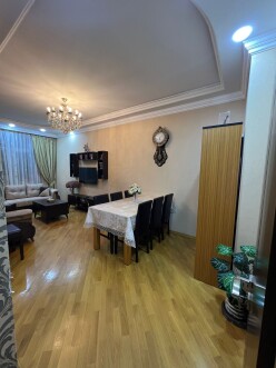 Satılır yeni tikili 4 otaqlı 140 m²,  İnşaatçılar m.-6