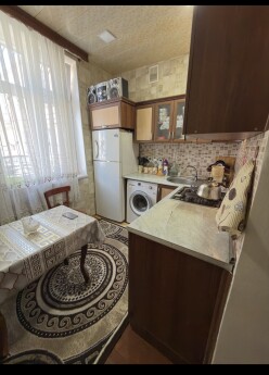 Satılır köhnə tikili 2 otaqlı 75 m²,  Xırdalan-5
