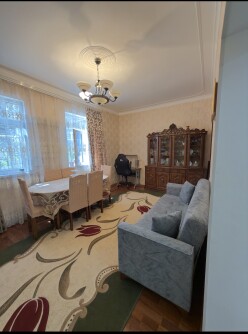 Satılır köhnə tikili 2 otaqlı 75 m²,  Xırdalan-12