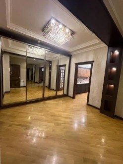 İcarə yeni tikili 4 otaqlı 190 m², Elmlər Akademiyası m.-5