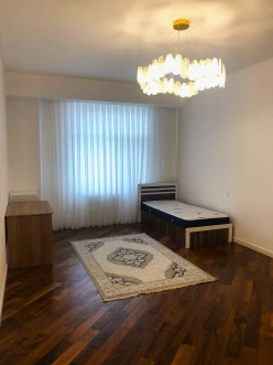 İcarə yeni tikili 4 otaqlı 180 m², Ağ şəhər q.-13