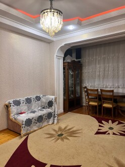 Satılır yeni tikili 3 otaqlı 90 m², Bakıxanov-8 Satılır yeni tikili 3 otaqlı 90 m², Bakıxanov-8