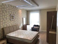 İcarə yeni tikili 3 otaqlı 145 m², Səbail r.-11