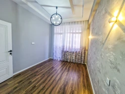 Satılır yeni tikili 3 otaqlı 127 m², Qara Qarayev m.-4
