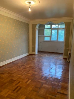 İcarə köhnə tikili 3 otaqlı 80 m², Azadlıq prospekti m.-7