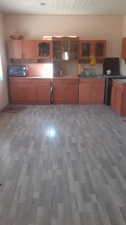 Satılır bağ evi 80 m², Maştağa q.-13