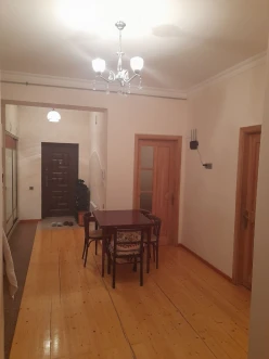 Satılır yeni tikili 4 otaqlı 106.5 m², İnşaatçılar m.-3