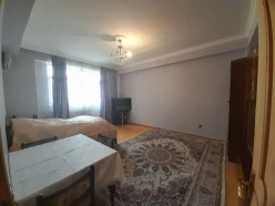 Satılır yeni tikili 4 otaqlı 106.5 m², İnşaatçılar m.-6