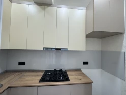 Satılır yeni tikili 2 otaqlı 60 m²,  Yeni Günəşli-8