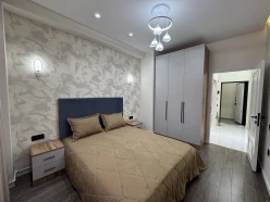 Satılır yeni tikili 2 otaqlı 60 m²,  Yeni Günəşli-4