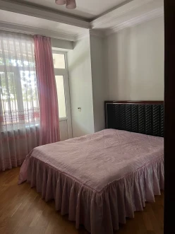 İcarə yeni tikili 5 otaqlı 250 m², Yasamal r.-5