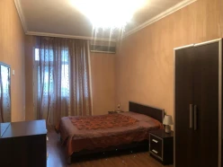 İcarə yeni tikili 3 otaqlı 135 m², Yasamal r.-7