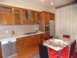 Satılır yeni tikili 4 otaqlı 170 m², Nəsimi r.-13