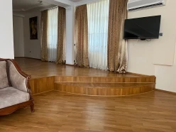 İcarə yeni tikili 5 otaqlı 250 m², Yasamal r.-15