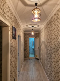 Satılır köhnə tikili 2 otaqlı 52 m²,  Bakıxanov-6