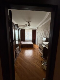 İcarə yeni tikili 3 otaqlı 125 m²,  Nizami m.-4