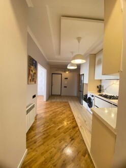Satılır yeni tikili 2 otaqlı 70 m²,  Masazır-4