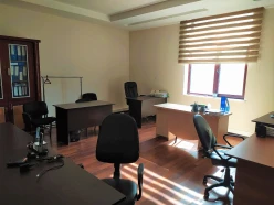 İcarə ofis 11 otaqlı 420 m², 28 May m.-14
