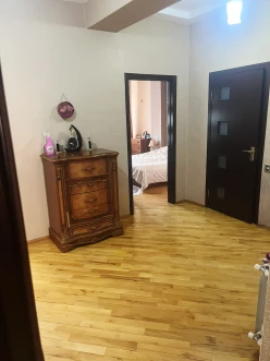 Satılır yeni tikili 3 otaqlı 91 m², Neftçilər m.-4