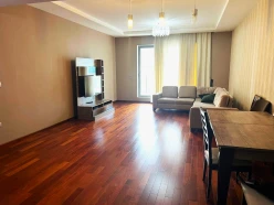 İcarə yeni tikili 4 otaqlı 188 m², Səbail r.-4