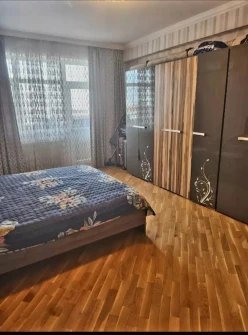 Satılır yeni tikili 4 otaqlı 145 m², İnşaatçılar m.-3