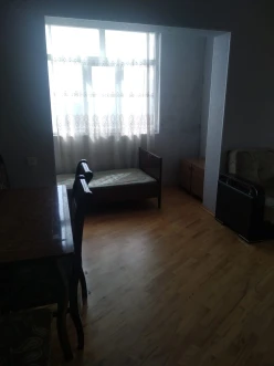 Satılır yeni tikili 2 otaqlı 40 m², İnşaatçılar m.-11