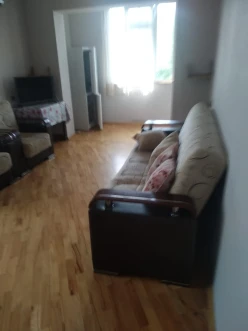 Satılır yeni tikili 2 otaqlı 40 m², İnşaatçılar m.-10