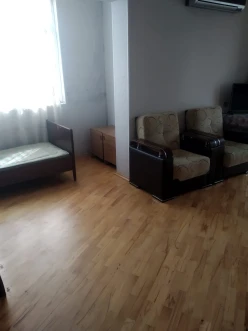 Satılır yeni tikili 2 otaqlı 40 m², İnşaatçılar m.-8