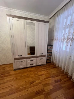 Satılır yeni tikili 1 otaqlı 45 m²,  İnşaatçılar m.-7