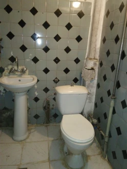 İcarə köhnə tikili 1 otaqlı 33 m², Elmlər Akademiyası m.-7