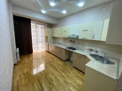 Satılır yeni tikili 3 otaqlı 107 m², Bakıxanov q-8