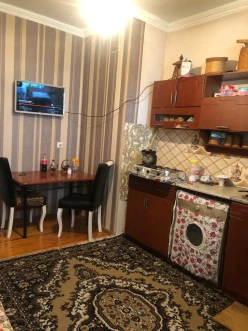 Satılır yeni tikili 3 otaqlı 115 m², İnşaatçılar m.-4