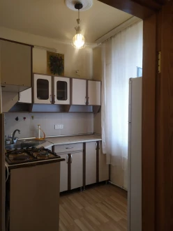 İcarə köhnə tikili 2 otaqlı 55 m², Memar Əcəmi m.-7