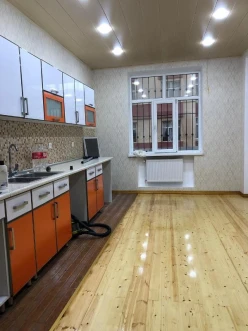 Satılır yeni tikili 3 otaqlı 96 m², Azadlıq prospekti m.-10