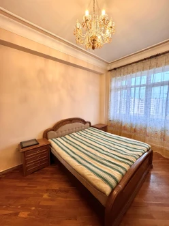 İcarə yeni tikili 2 otaqlı 90 m², İnşaatçılar m.-4