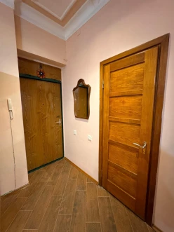 İcarə yeni tikili 2 otaqlı 90 m², İnşaatçılar m.-10